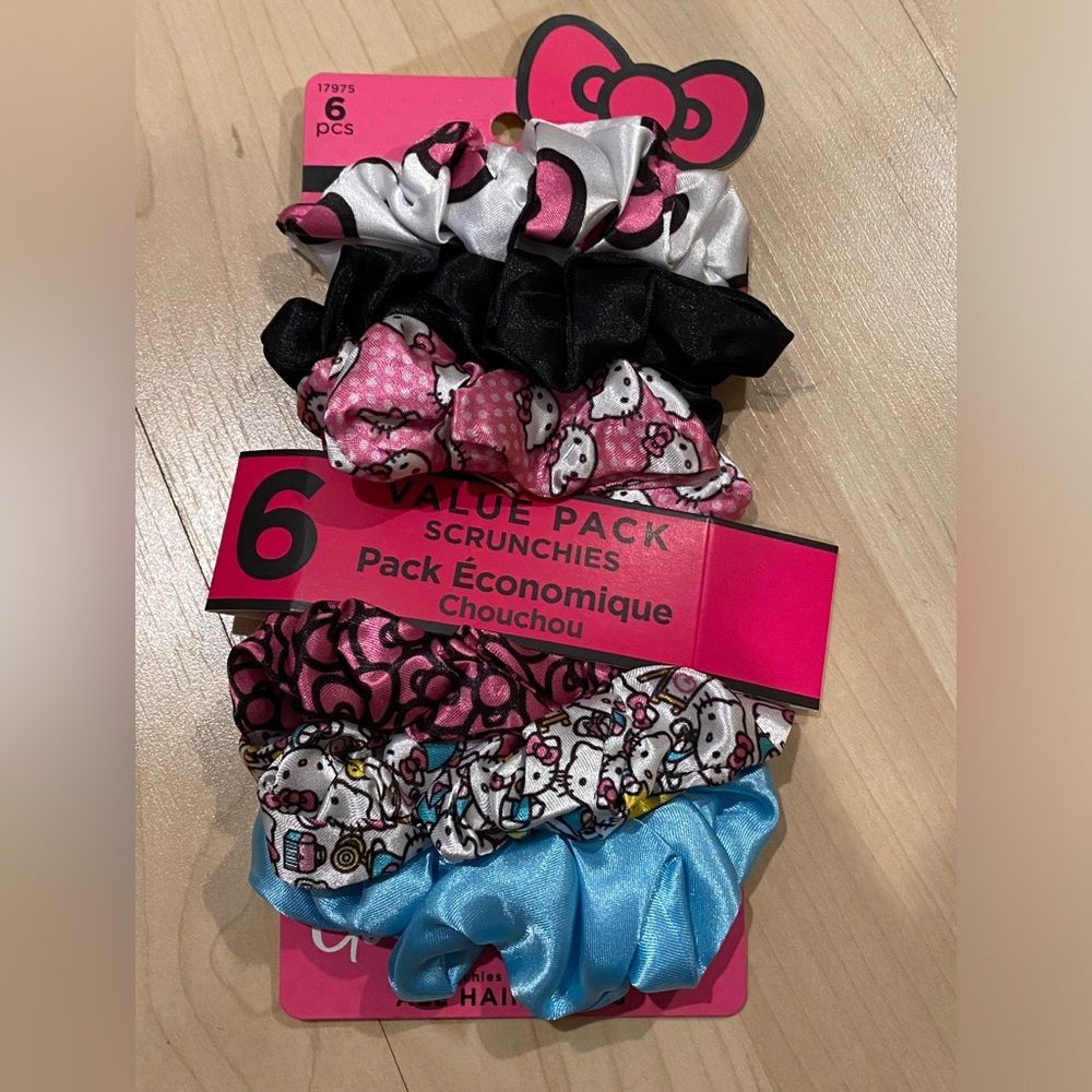 Brand new six hello kitty scrunchies Sanrio goody